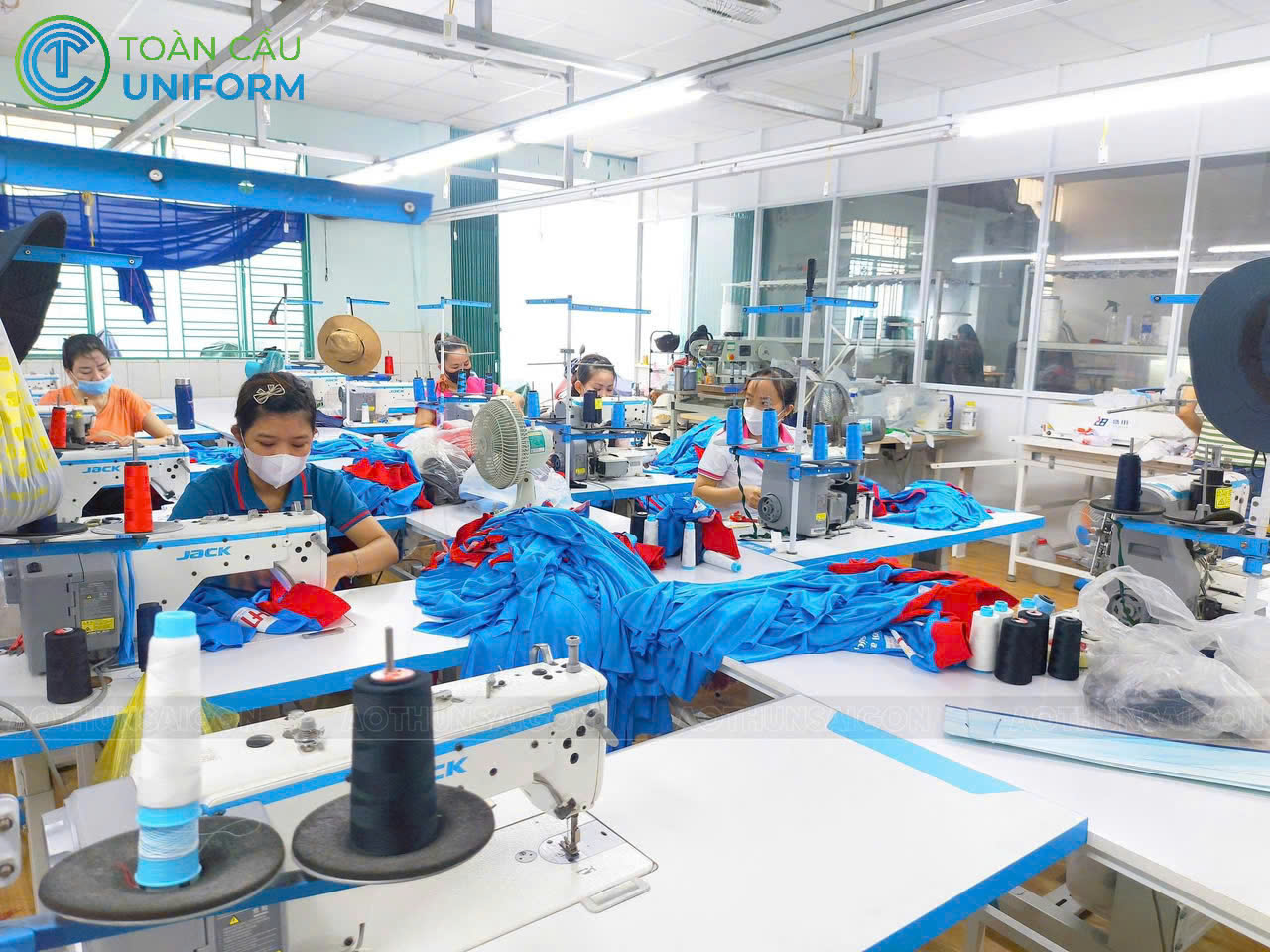 đồng phục nhân viên ngân hàng