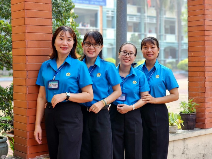 xuong-may-ao-cong-doan-1